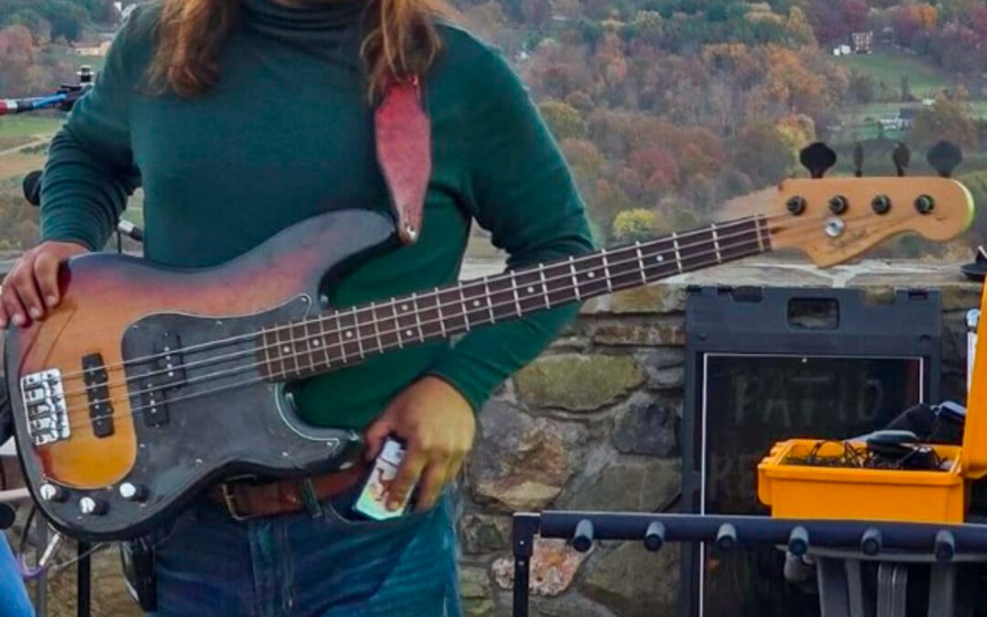 Live Music at Flying Ace Farm featuring Alex Kerns