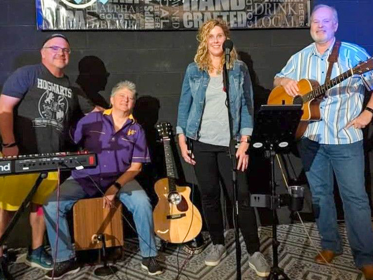 Live Music at Flying Ace Farm in Lovettsville Virginia